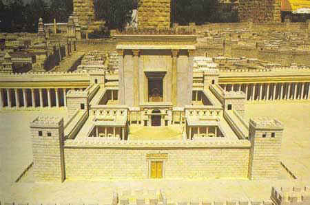 В 19 году до Р. Х. царь Ирод перестроил Храм